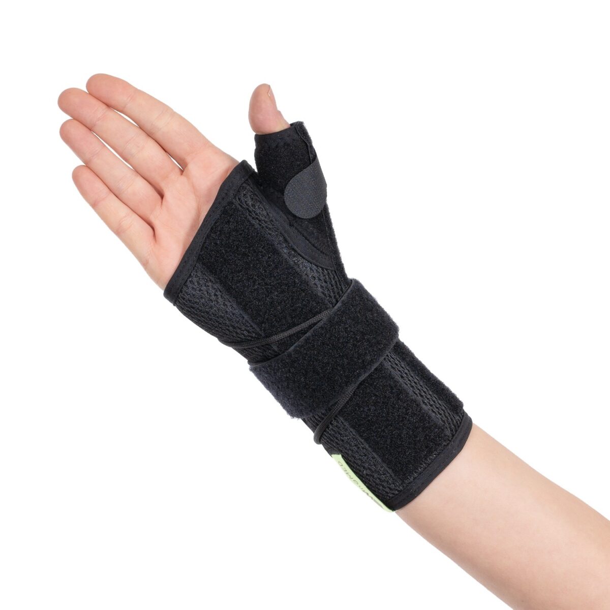 wingmed orthopedic equipments W320 lace up wrist splint with thumb support perforated 04