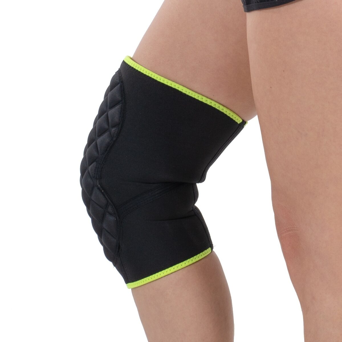wingmed orthopedic equipments W512 sportive knee support with pad 37