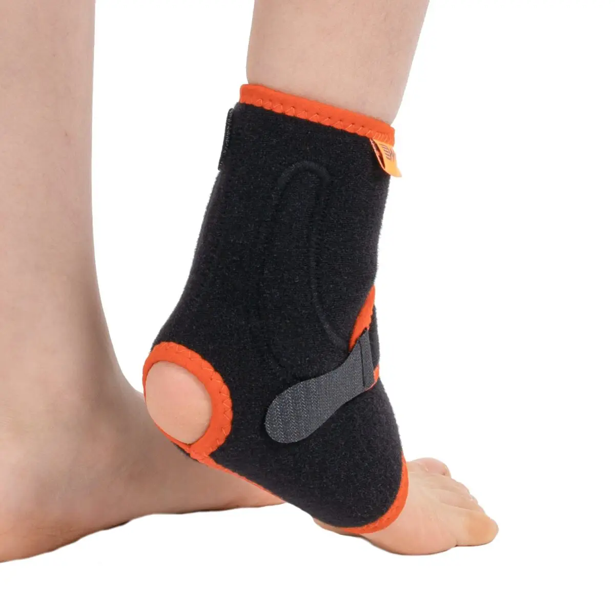 Pediatric Ligament Ankle Support With 8 Starp | Wingmed Orthopedic