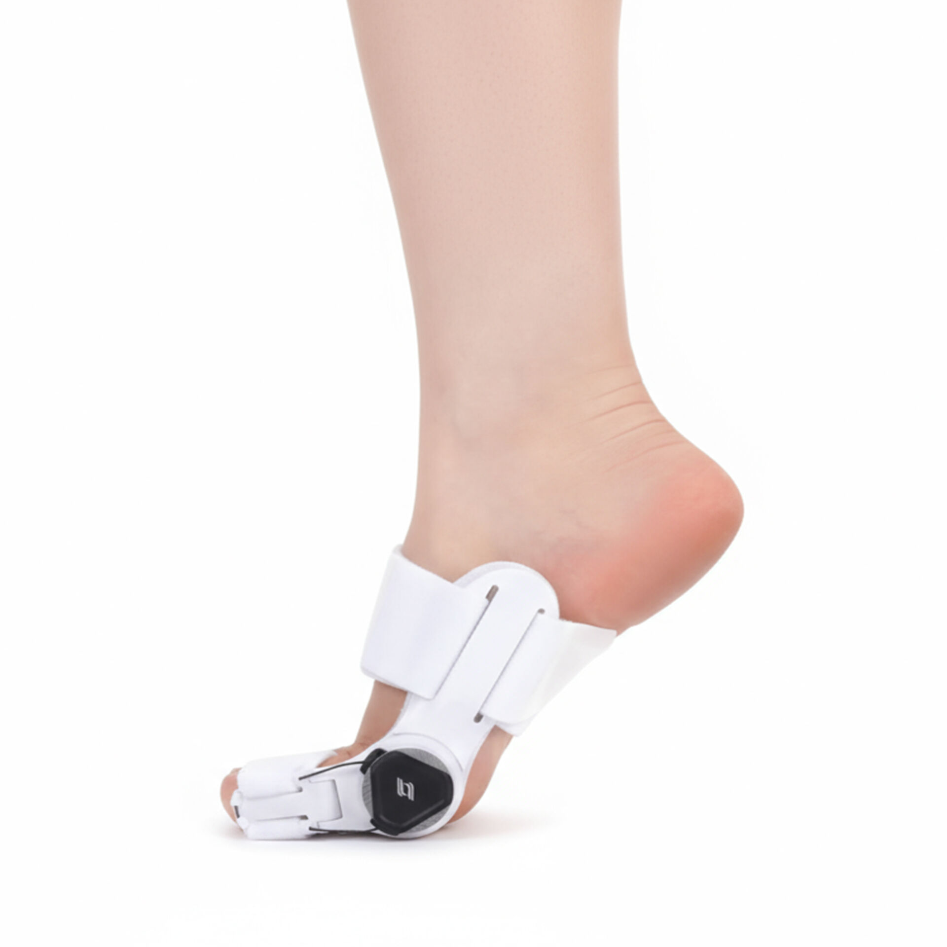 wingmed-orthopedic-equipments-W566-Hallux-Valgus-brace-pratic Шина Hallux Valgus с практичной системой — изображение 1